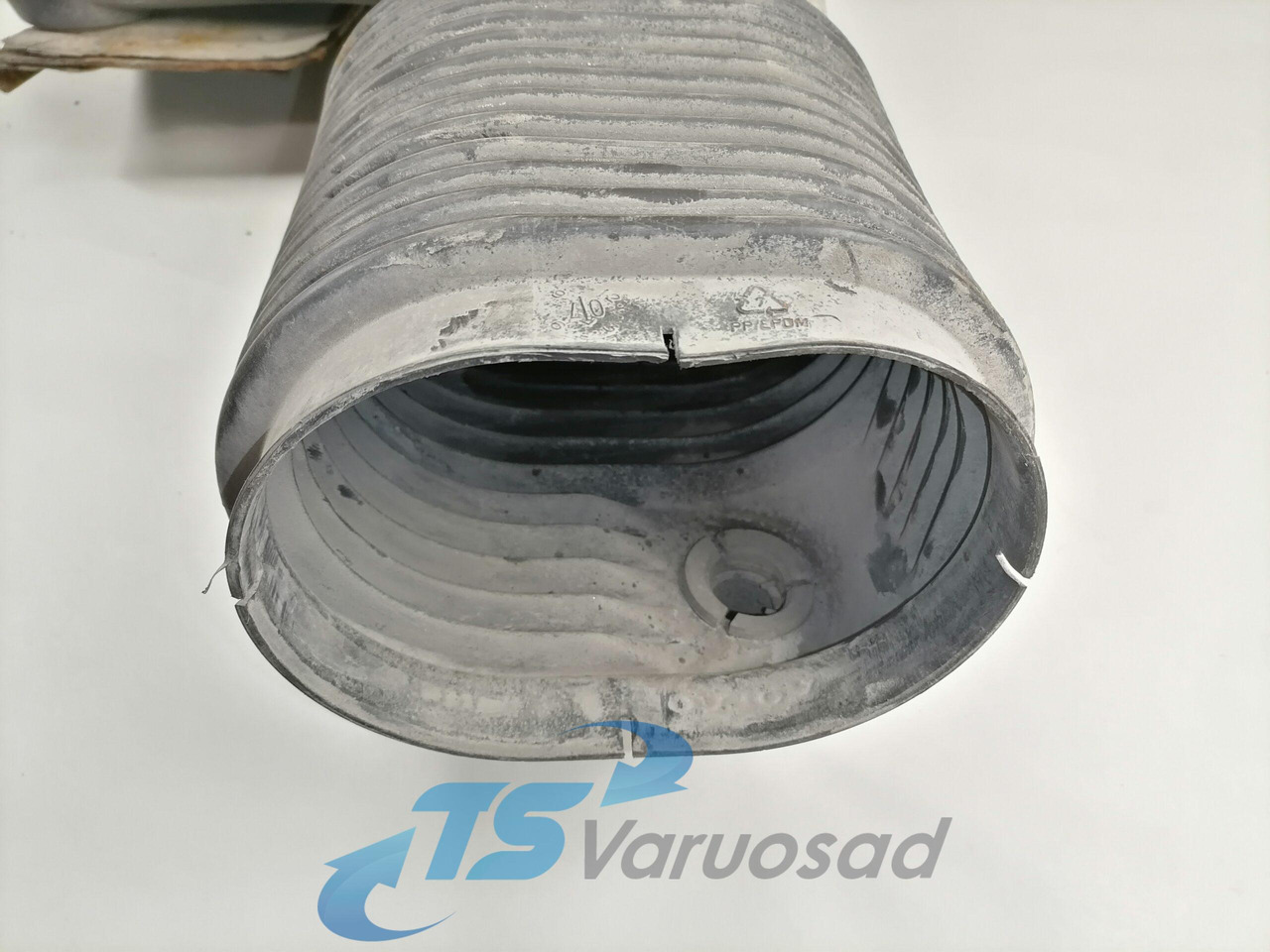 Volvo Air intake 20456478 - Système d'admission d'air pour Camion: photos 5 Volvo Air intake 20456478 - Système d'admission d'air pour Camion: photos 5