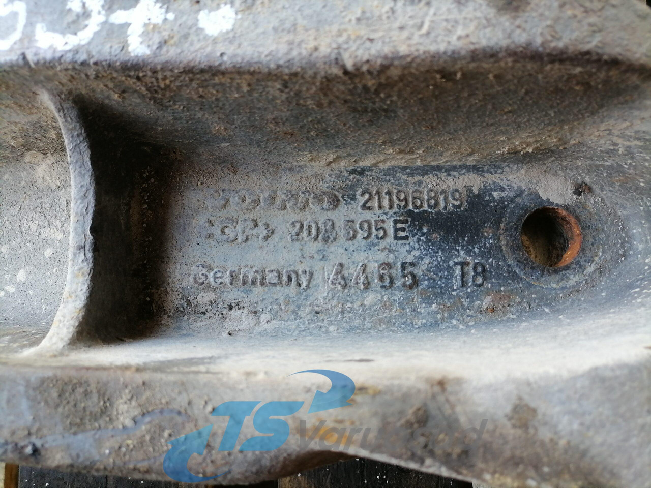 Volvo Air suspension bracket 21196819 - Essieu et pièces pour Camion: photos 4 Volvo Air suspension bracket 21196819 - Essieu et pièces pour Camion: photos 4