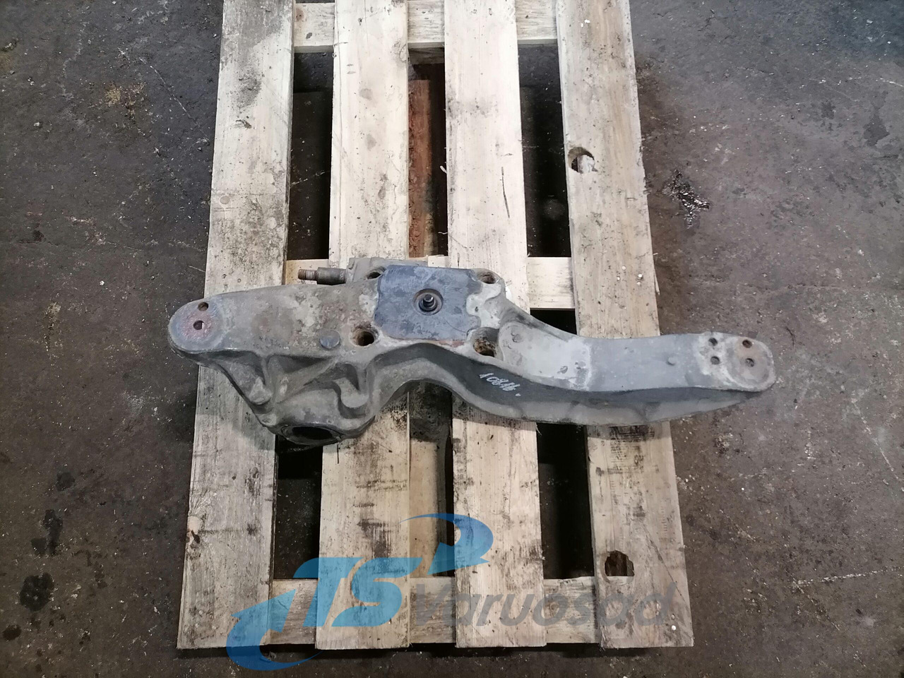 Volvo Air suspension bracket 21196826 - Essieu et pièces pour Camion: photos 1 Volvo Air suspension bracket 21196826 - Essieu et pièces pour Camion: photos 1