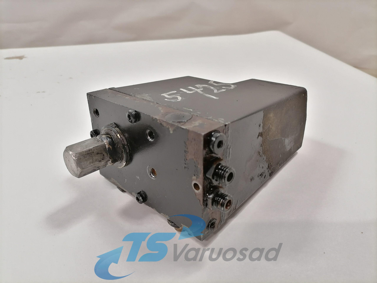 Volvo Cab tilting pump 3198846 - Suspension de cabine pour Camion: photos 2 Volvo Cab tilting pump 3198846 - Suspension de cabine pour Camion: photos 2