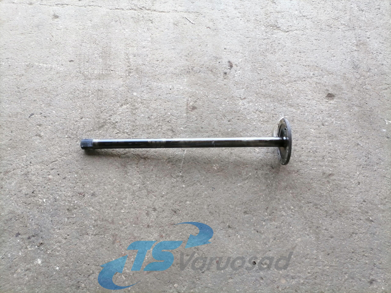 Volvo Drive shaft 20815243 - Demi arbre pour Camion: photos 1 Volvo Drive shaft 20815243 - Demi arbre pour Camion: photos 1