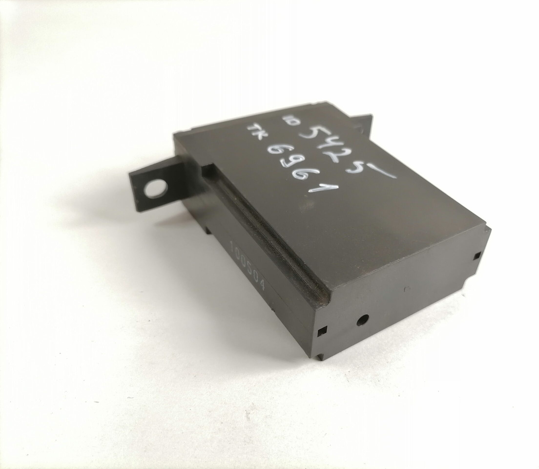 Volvo Ecu, door lock 20481570 - Bloc de gestion pour Camion: photos 4 Volvo Ecu, door lock 20481570 - Bloc de gestion pour Camion: photos 4