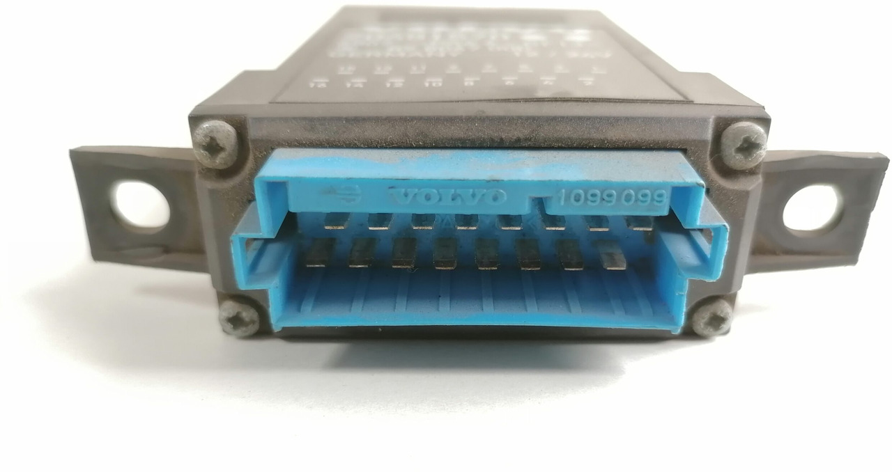 Volvo Ecu, door lock 20481570 - Bloc de gestion pour Camion: photos 2 Volvo Ecu, door lock 20481570 - Bloc de gestion pour Camion: photos 2