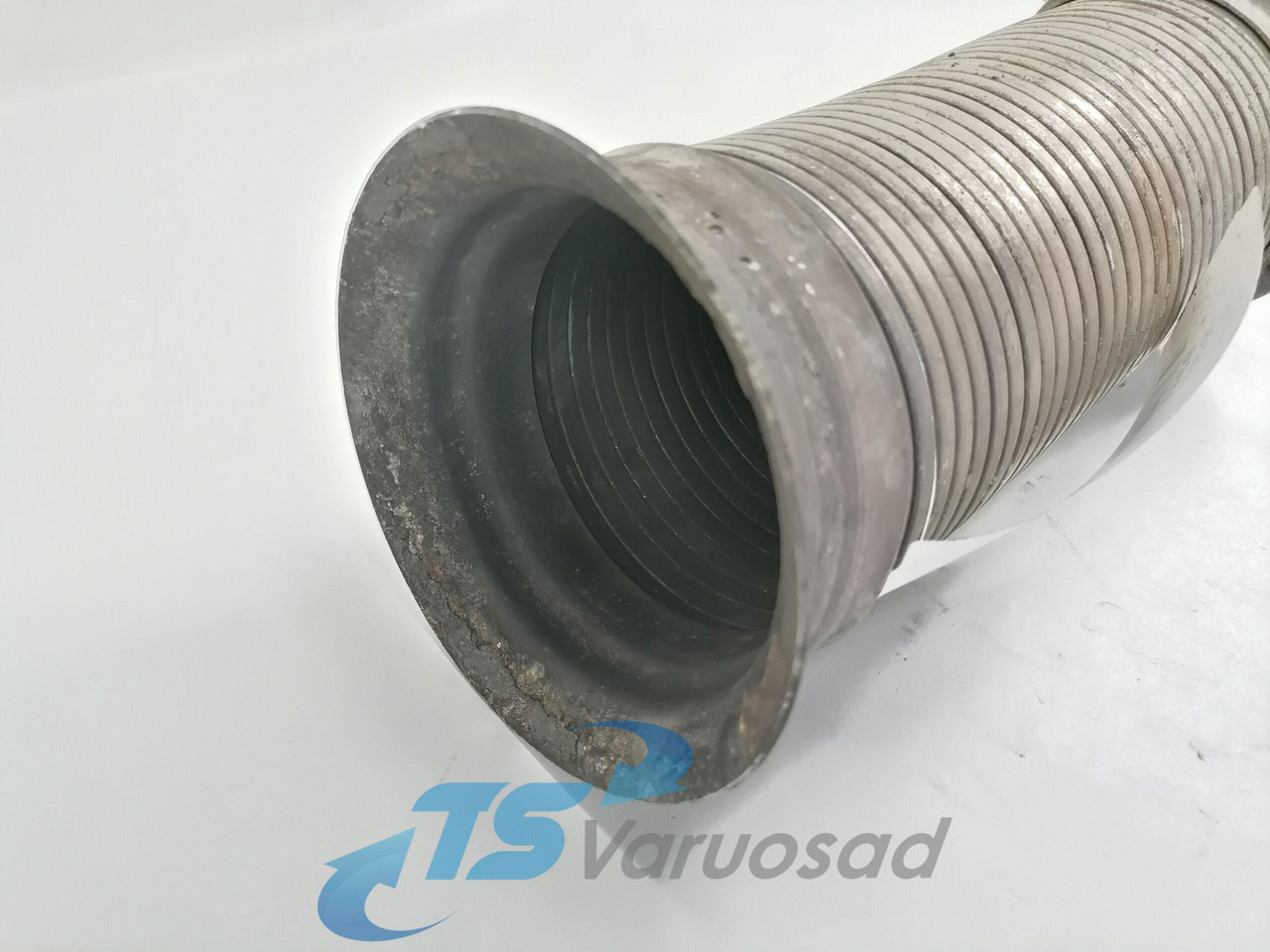 Volvo Exhaust pipe 25381839 - Silencieux pour Camion: photos 2 Volvo Exhaust pipe 25381839 - Silencieux pour Camion: photos 2