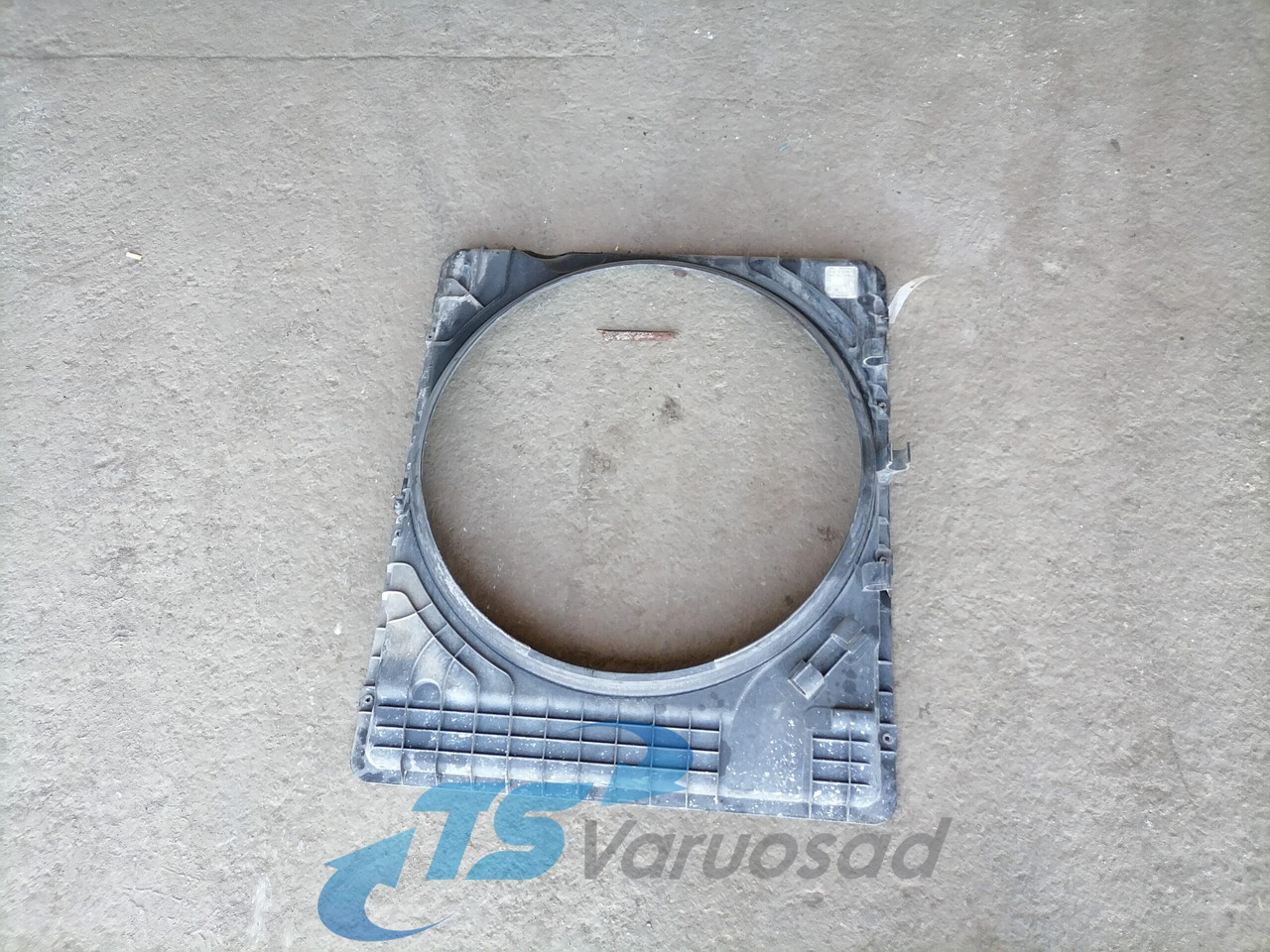 Volvo Fan shroud 22060183 - Radiateur pour Camion: photos 1 Volvo Fan shroud 22060183 - Radiateur pour Camion: photos 1