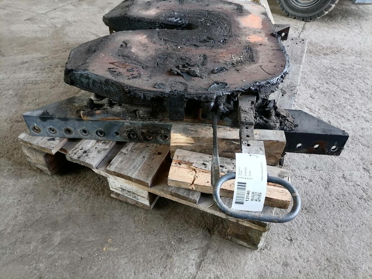 Sellette d'attelage pour Camion Volvo Fifht wheel 21587520: photos 7 Sellette d'attelage pour Camion Volvo Fifht wheel 21587520: photos 7