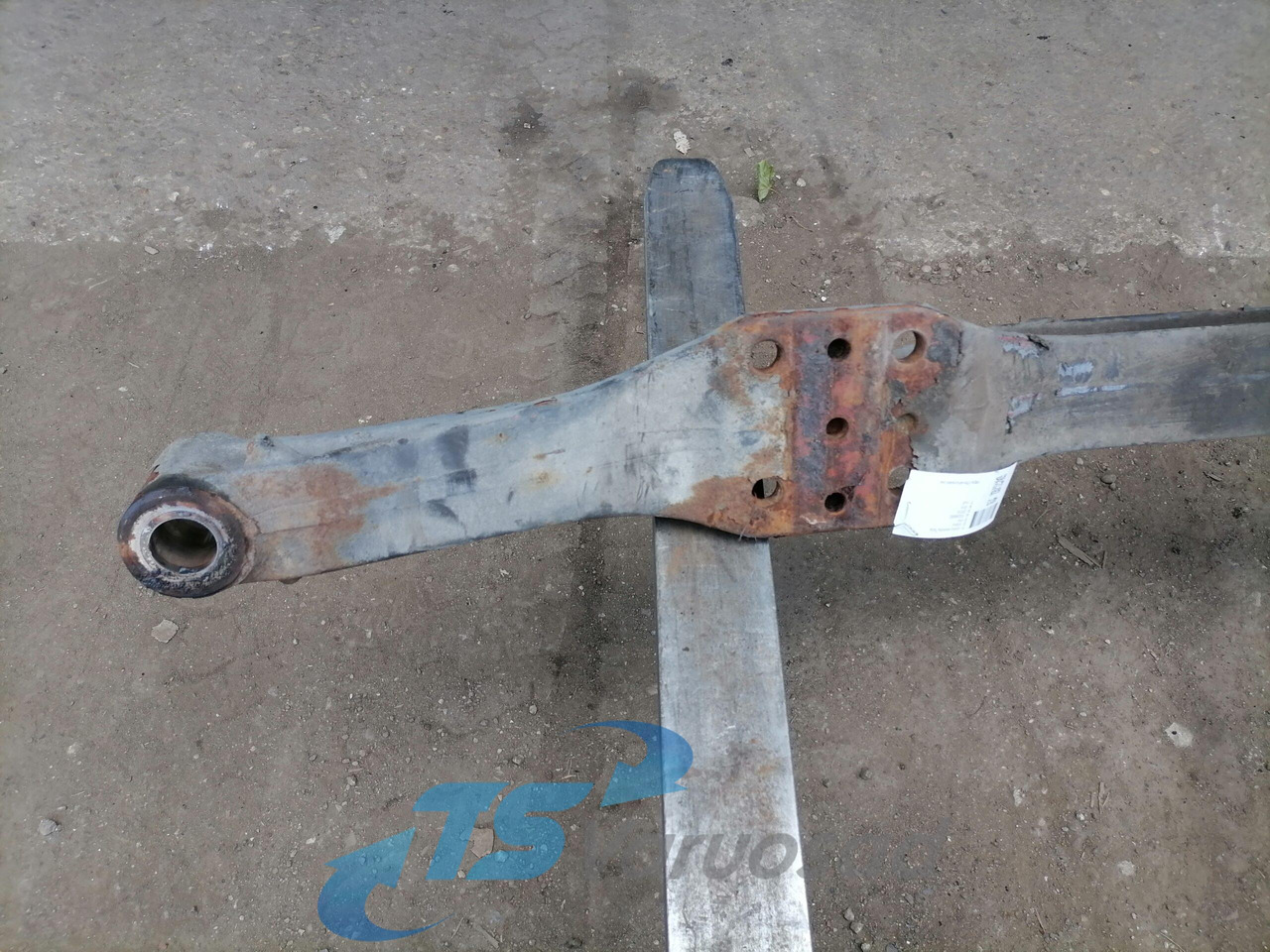 Volvo First axel housing 1026882 - Essieu avant pour Camion: photos 2 Volvo First axel housing 1026882 - Essieu avant pour Camion: photos 2