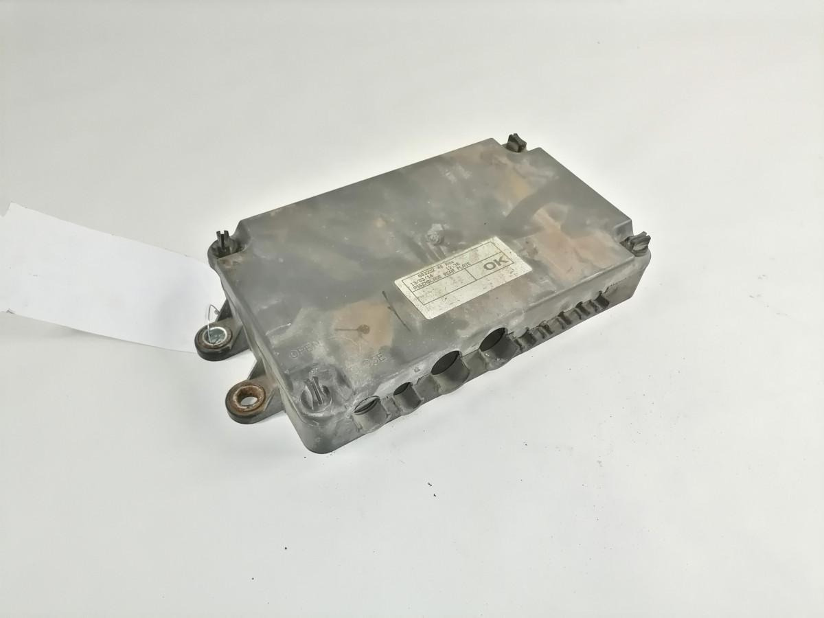 Volvo Fuse box 21728187 - Fusible pour Camion: photos 4 Volvo Fuse box 21728187 - Fusible pour Camion: photos 4