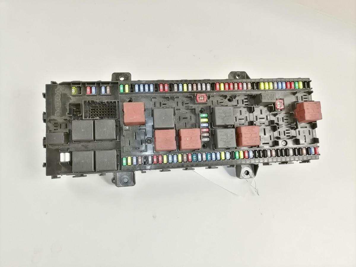 Volvo Fuse box 21939408 - Fusible pour Camion: photos 2 Volvo Fuse box 21939408 - Fusible pour Camion: photos 2
