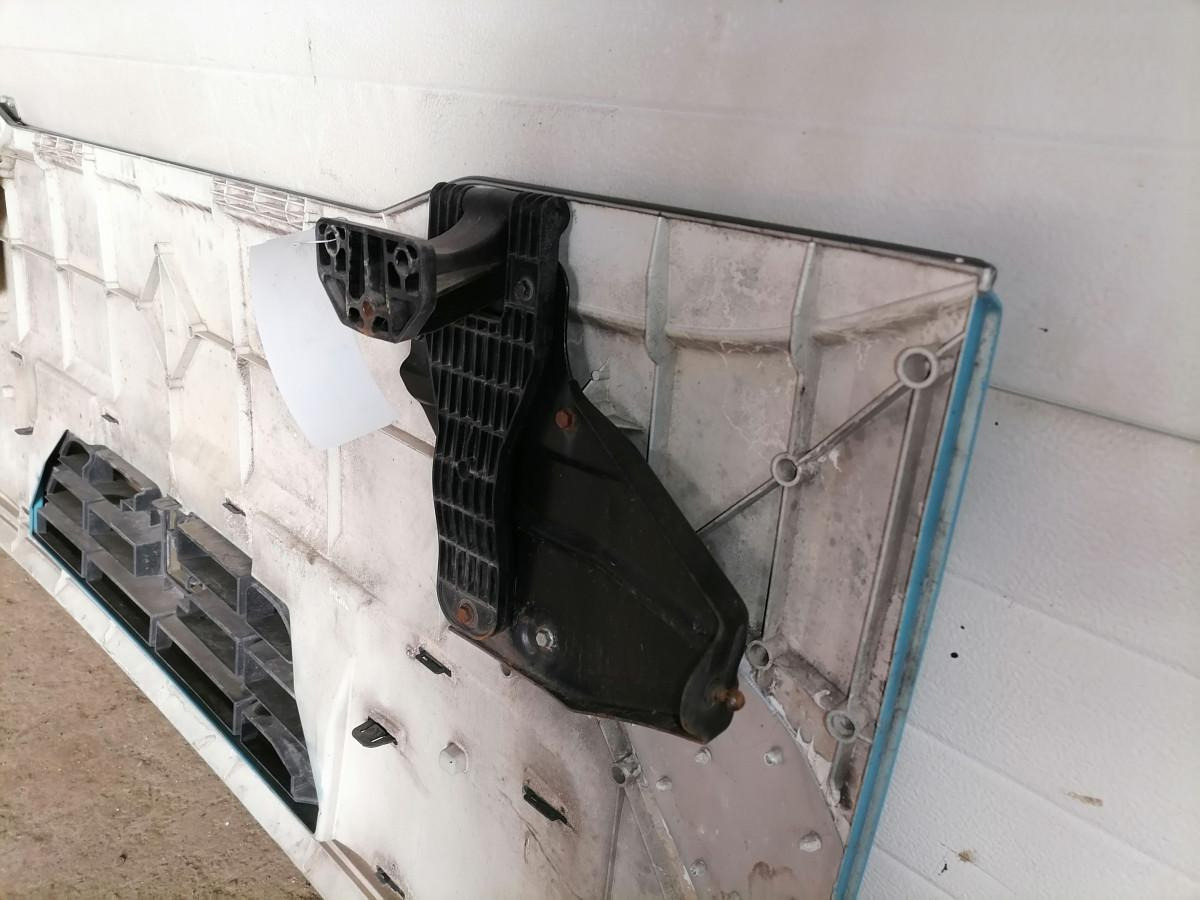 Volvo Grille panel 20748337 - Calandre pour Camion: photos 3 Volvo Grille panel 20748337 - Calandre pour Camion: photos 3