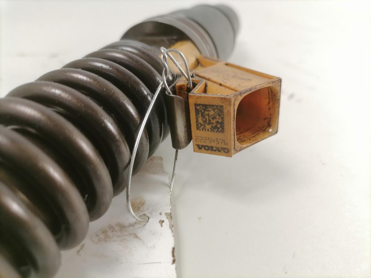 Volvo Injector 22254576 - Pompe à carburant pour Camion: photos 4 Volvo Injector 22254576 - Pompe à carburant pour Camion: photos 4