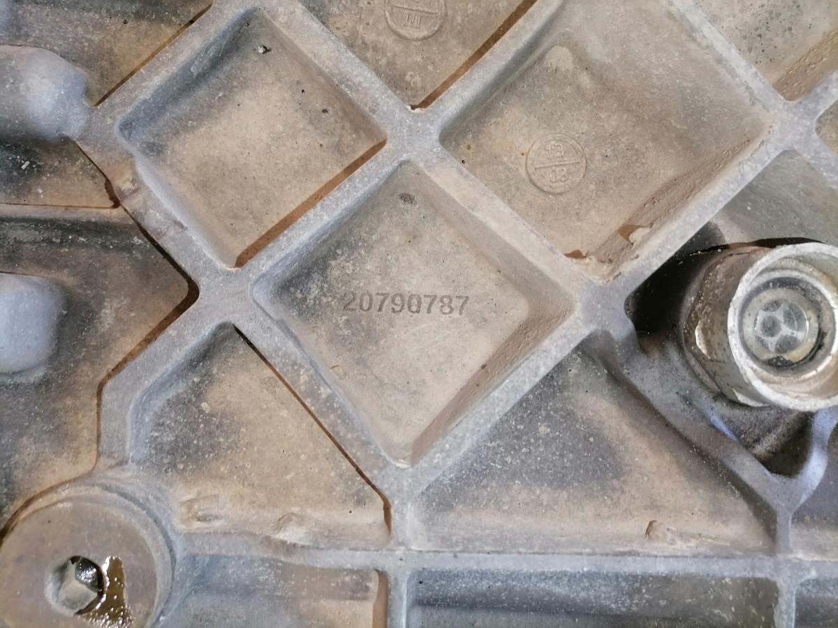Boîte de vitesse et pièces pour Camion Volvo Käigukasti korpus 20811991: photos 6