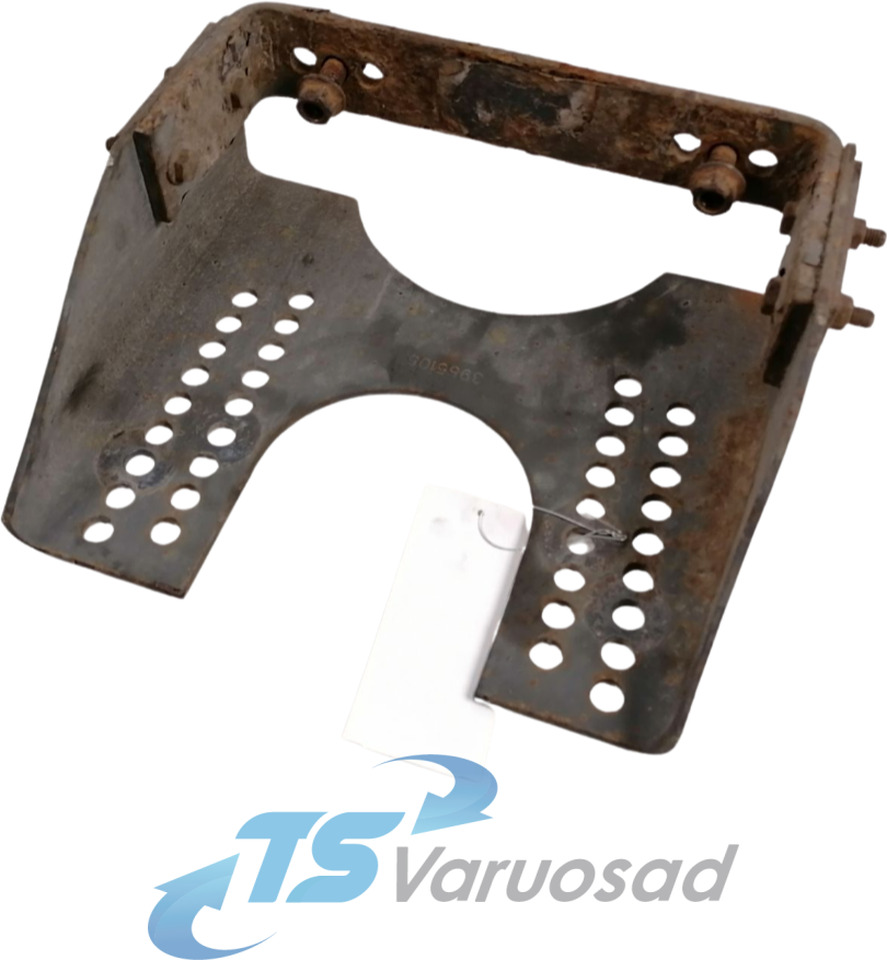Volvo Kardaani tugilaagri kandur 3985105 - Arbre à cardan pour Camion: photos 1 Volvo Kardaani tugilaagri kandur 3985105 - Arbre à cardan pour Camion: photos 1