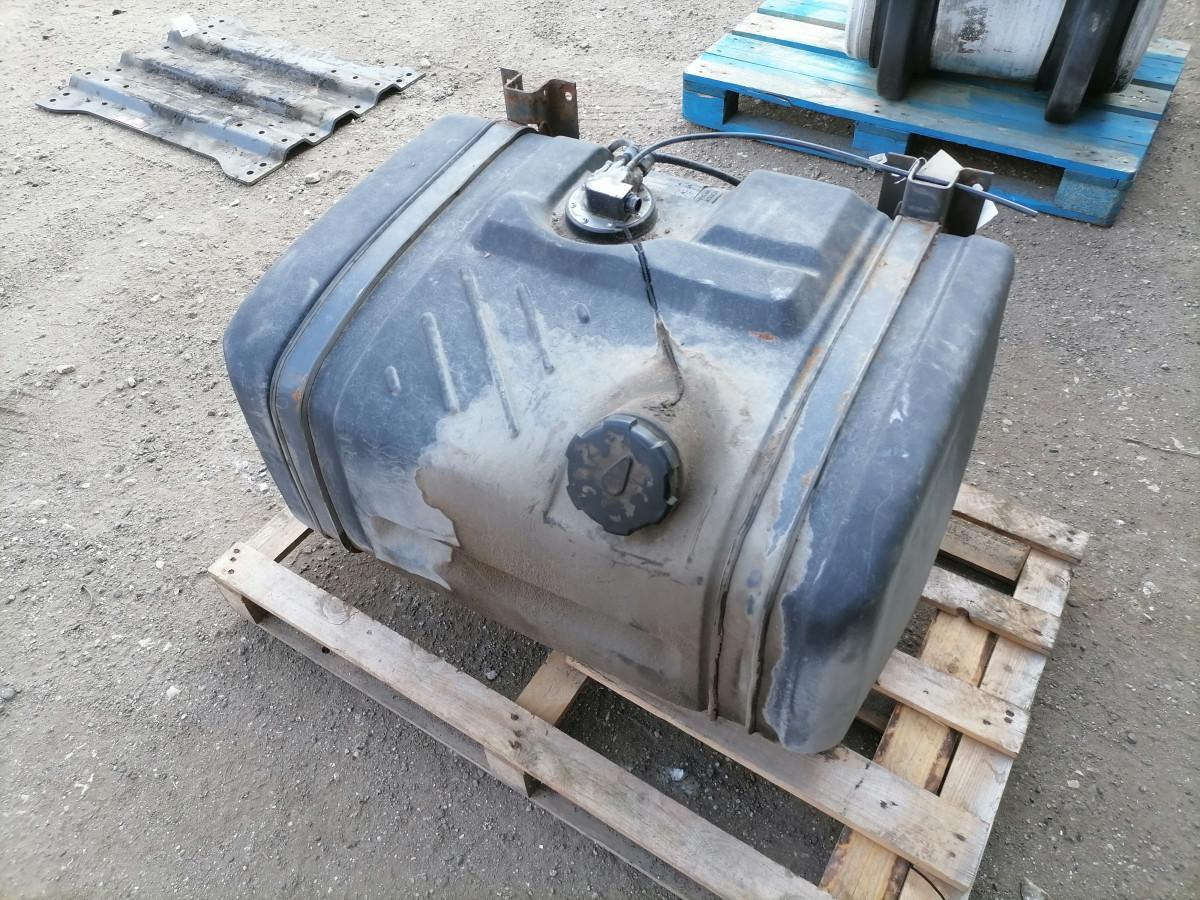 Volvo Kütusepaak 200L 20823454 - Réservoir de carburant pour Camion: photos 3 Volvo Kütusepaak 200L 20823454 - Réservoir de carburant pour Camion: photos 3