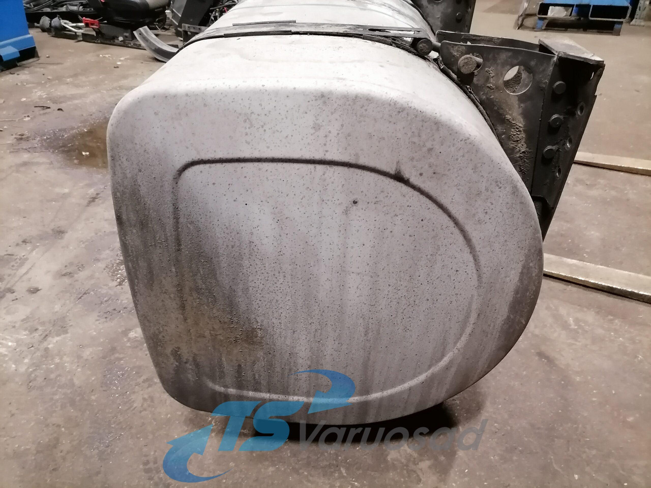 Volvo Kütusepaak 900L 21442022 - Réservoir de carburant pour Camion: photos 2 Volvo Kütusepaak 900L 21442022 - Réservoir de carburant pour Camion: photos 2