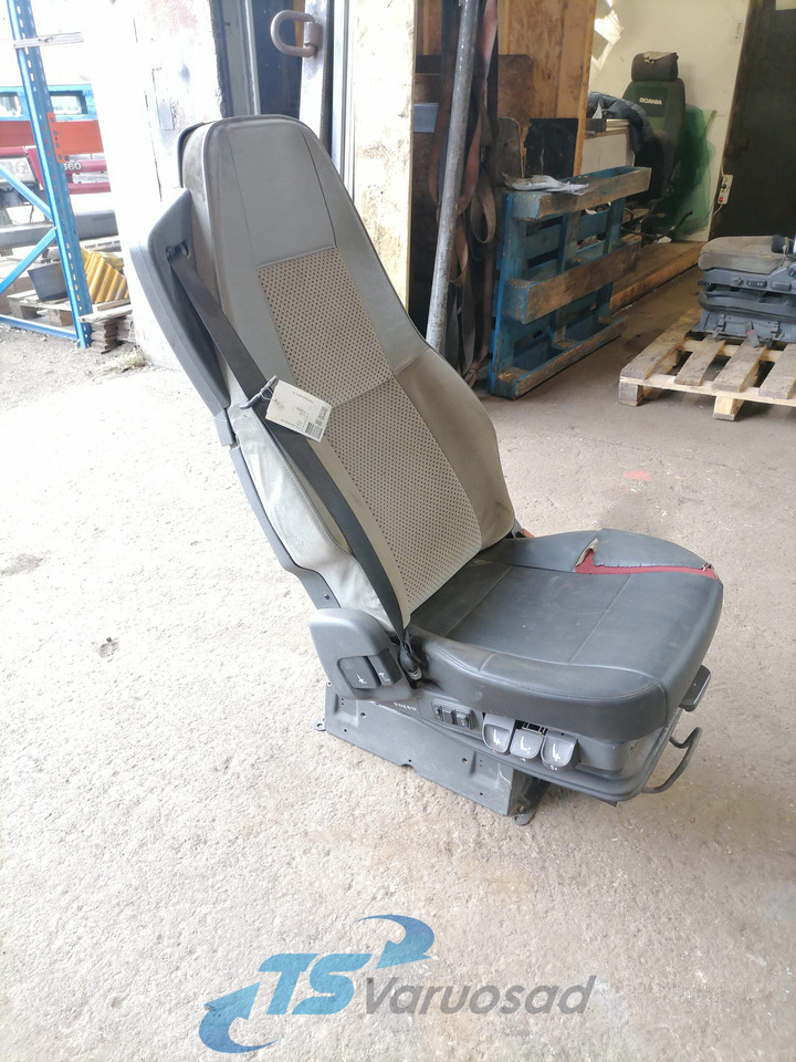 Volvo Passenger seat - Siège pour Camion: photos 2 Volvo Passenger seat - Siège pour Camion: photos 2