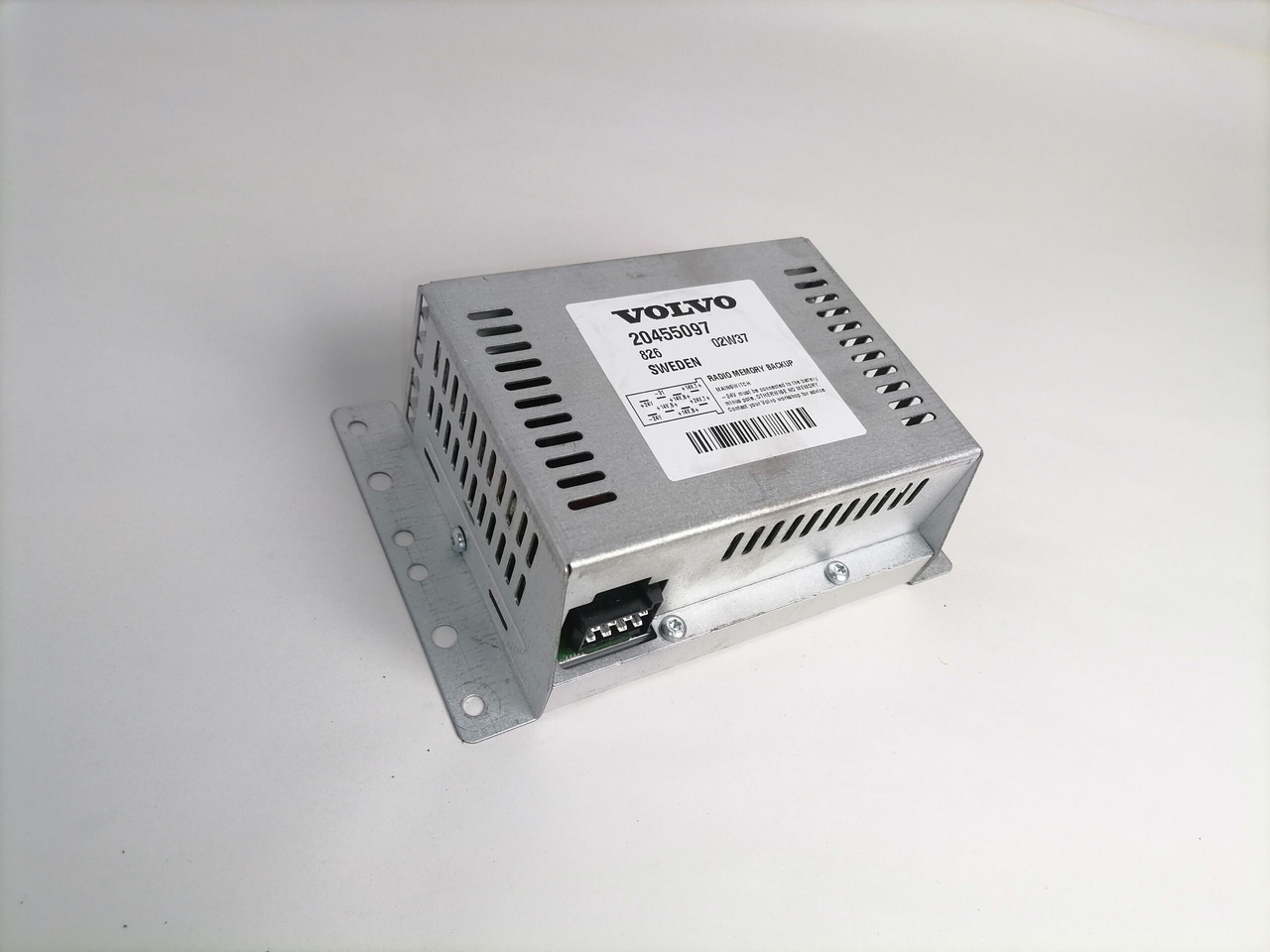 Volvo Radio Memory Backup 20455097 - Bloc de gestion pour Camion: photos 1 Volvo Radio Memory Backup 20455097 - Bloc de gestion pour Camion: photos 1