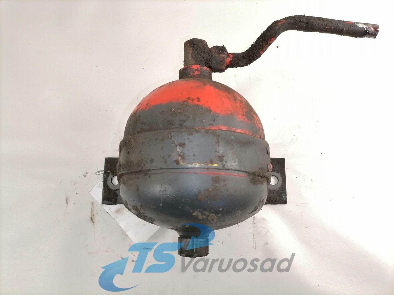 Volvo Roolivõimendi õlisurve akumulaator 3987649 - Tuyau de direction pour Camion: photos 1 Volvo Roolivõimendi õlisurve akumulaator 3987649 - Tuyau de direction pour Camion: photos 1