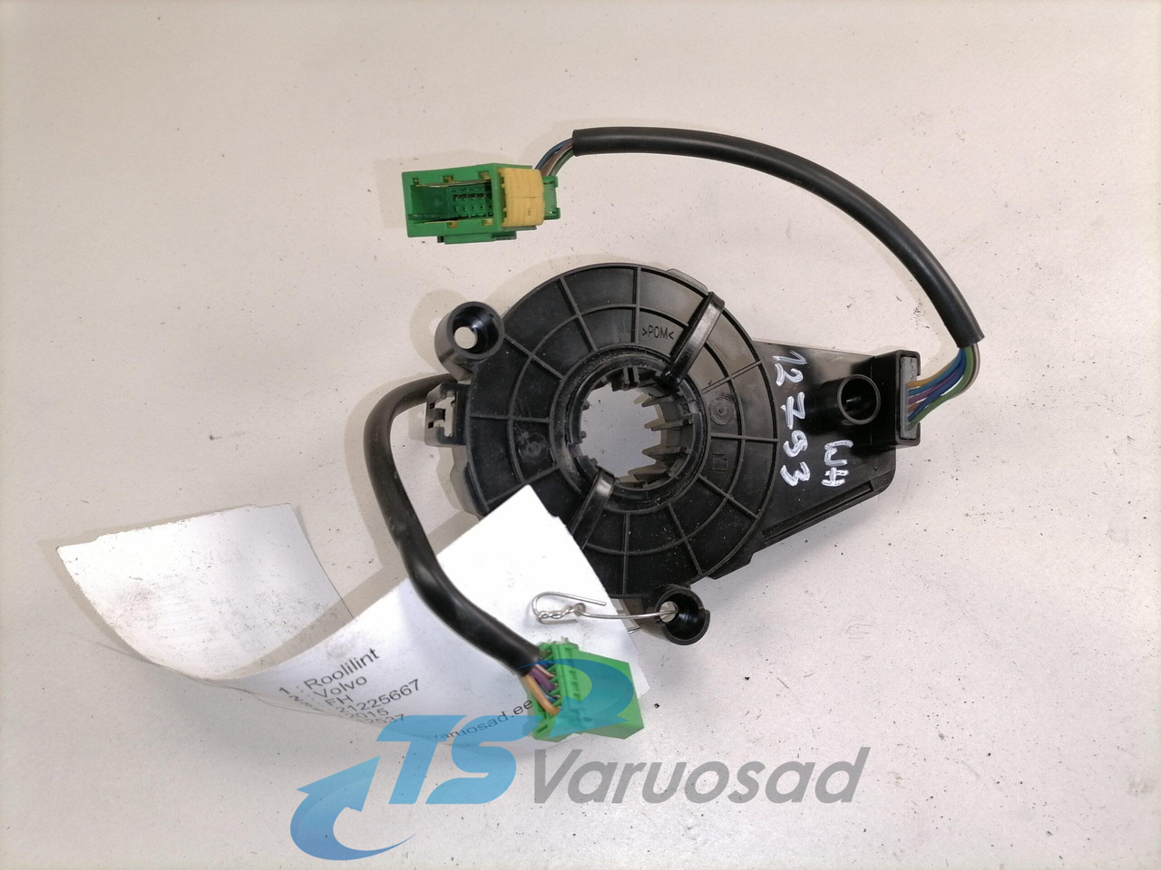 Volvo Steering cable 21225667 - Commande de gouvernail pour Camion: photos 3 Volvo Steering cable 21225667 - Commande de gouvernail pour Camion: photos 3