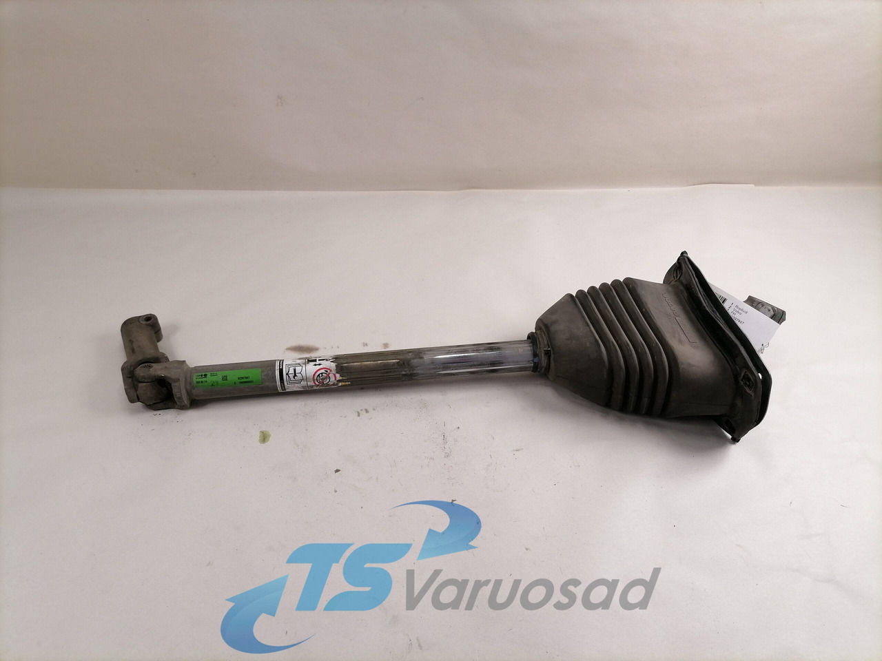 Volvo Steering column 82397847 - Commande de gouvernail pour Camion: photos 1 Volvo Steering column 82397847 - Commande de gouvernail pour Camion: photos 1