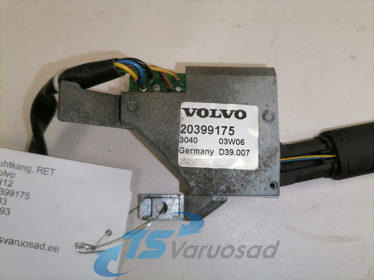 Volvo Switch 20399175 - Système électrique pour Camion: photos 3 Volvo Switch 20399175 - Système électrique pour Camion: photos 3