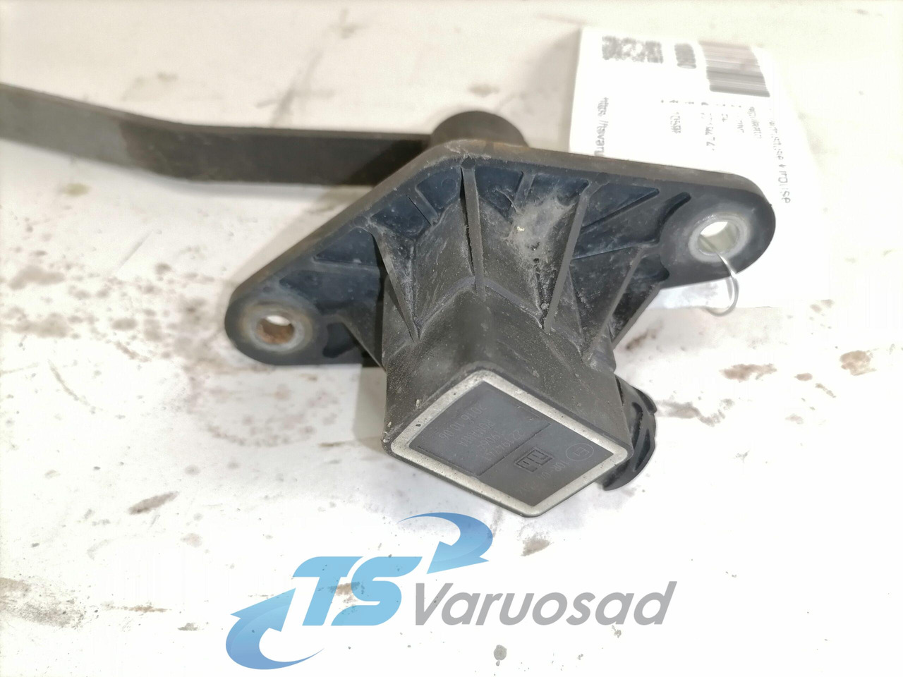 Volvo Vedrustuse kõrguse regulaator 22194741 - Suspension pour Camion: photos 2 Volvo Vedrustuse kõrguse regulaator 22194741 - Suspension pour Camion: photos 2
