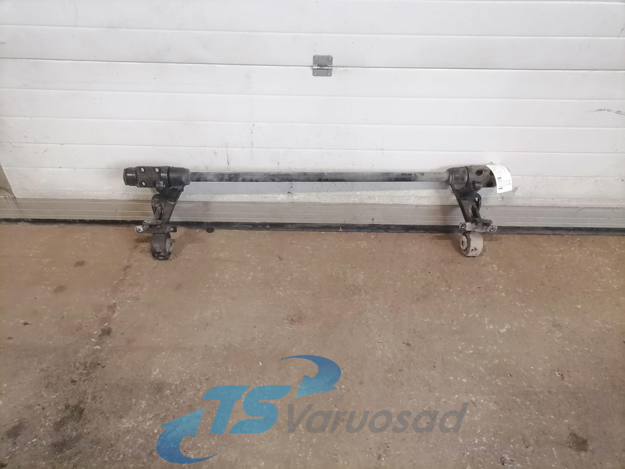Volvo Volvo FH kabiini torsioonvarras 3198853 - Suspension de cabine pour Camion: photos 1 Volvo Volvo FH kabiini torsioonvarras 3198853 - Suspension de cabine pour Camion: photos 1