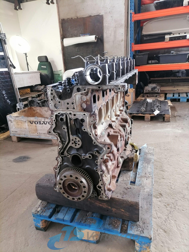 Volvo Volvo mootor D13A440 20961591 - Moteur pour Camion: photos 1 Volvo Volvo mootor D13A440 20961591 - Moteur pour Camion: photos 1