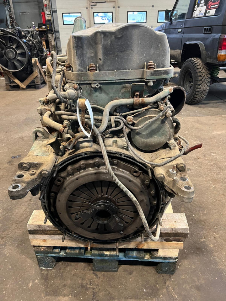 Moteur pour Camion Volvo Volvo mootor D9B300 20880353: photos 6
