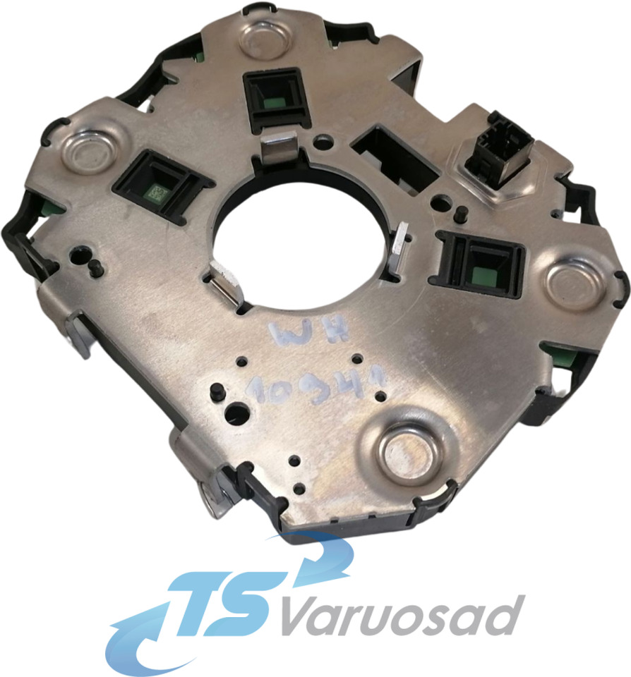 Volvo Volvo rooli lülitite kandur 21601029 - Cabine pour Camion: photos 1 Volvo Volvo rooli lülitite kandur 21601029 - Cabine pour Camion: photos 1