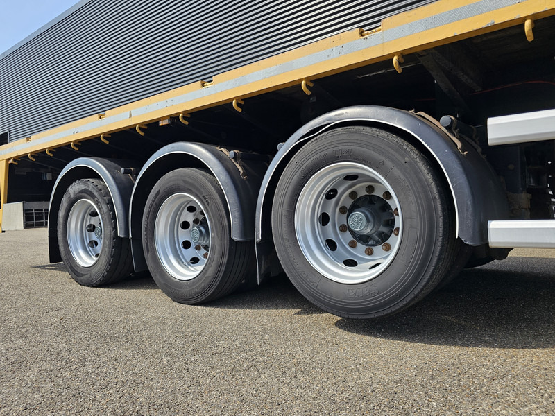 Floor FLUO-18-27F1 / LIFT AXLE / EXTENDABLE - Semi-remorque plateau: photos 5 Floor FLUO-18-27F1 / LIFT AXLE / EXTENDABLE - Semi-remorque plateau: photos 5