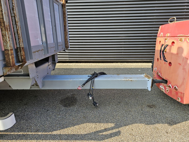 Remorque plateau Fynkar K324T / 3 AXLE / TWIST-LOCKS / 2 X LIFT AXLE: photos 17