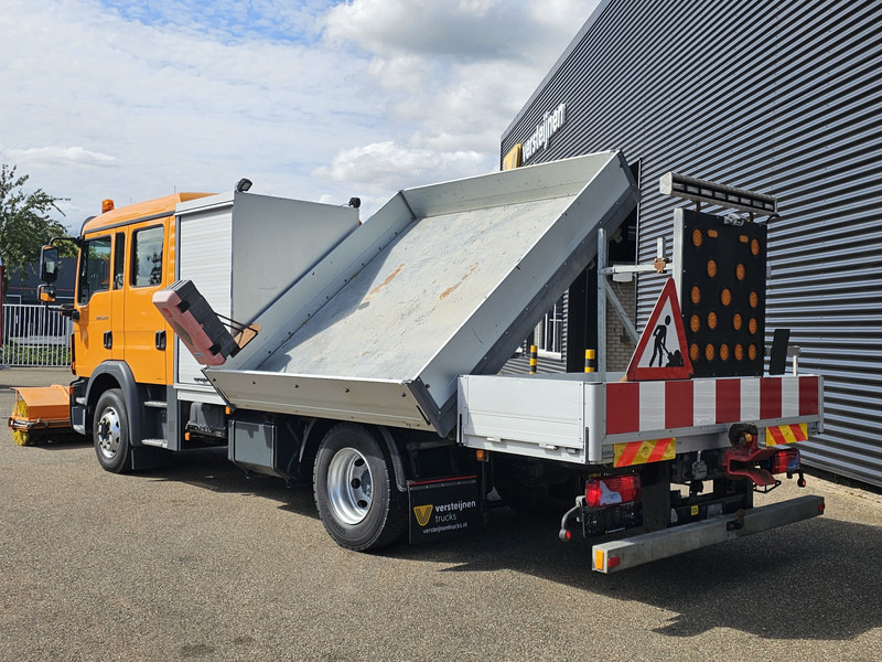 MAN TGM 15.240 BL / TIPPER / DOKA / VEEG / SWEEPER - Camion benne: photos 4 MAN TGM 15.240 BL / TIPPER / DOKA / VEEG / SWEEPER - Camion benne: photos 4