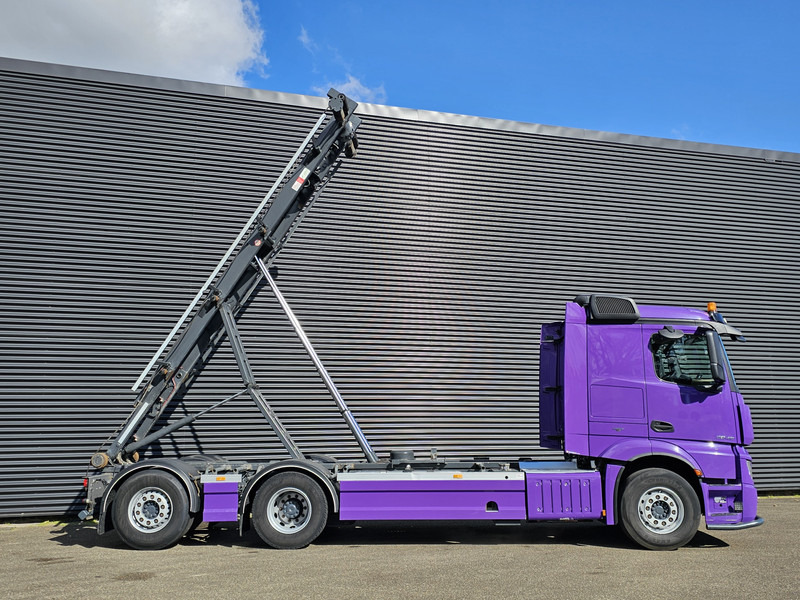 Mercedes-Benz AROCS 3345 6x2 / CABLE - CONTAINER SYSTEM - Camion - système de câble: photos 4 Mercedes-Benz AROCS 3345 6x2 / CABLE - CONTAINER SYSTEM - Camion - système de câble: photos 4