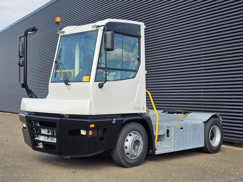 Terberg YT193 / !!NEW!! / TERMINAL / RANGEERTREKKER - Tracteur portuaire: photos 1 Terberg YT193 / !!NEW!! / TERMINAL / RANGEERTREKKER - Tracteur portuaire: photos 1
