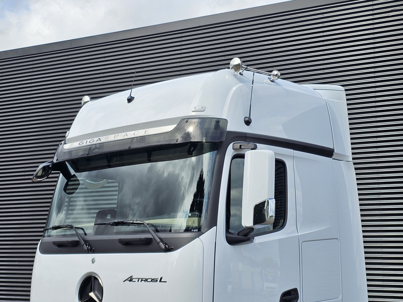 Mercedes-Benz ACTROS 2548 / GIGASPACE / 6X2/4 / !! NEW !! / PTO-PREP - Tracteur routier: photos 5 Mercedes-Benz ACTROS 2548 / GIGASPACE / 6X2/4 / !! NEW !! / PTO-PREP - Tracteur routier: photos 5