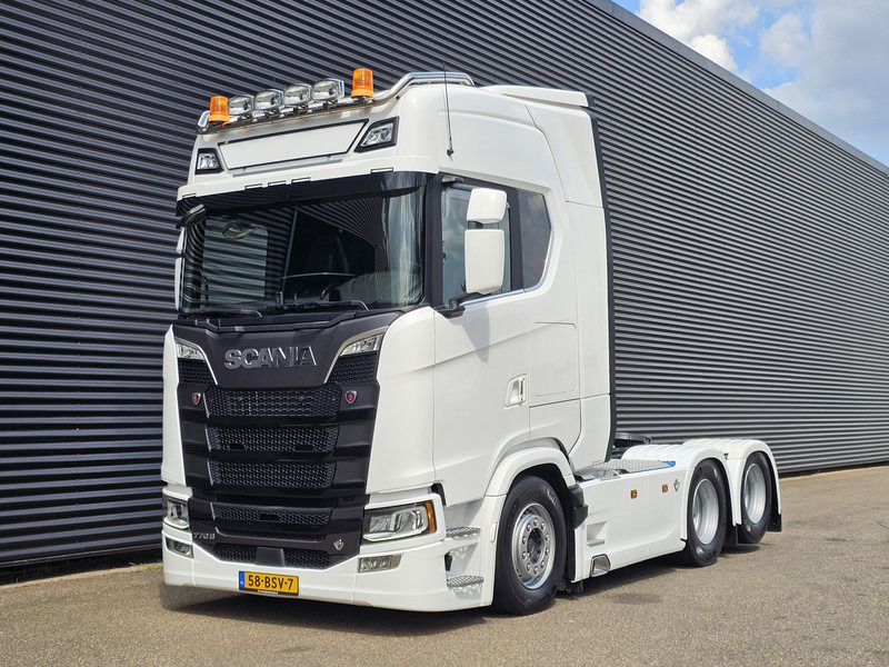 Scania S770 V8 6x2 BOOOGIE / FULL AIR / RETARDER / PARKING COOLER - Tracteur routier: photos 1 Scania S770 V8 6x2 BOOOGIE / FULL AIR / RETARDER / PARKING COOLER - Tracteur routier: photos 1