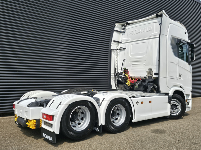 Scania S770 V8 6x2 BOOOGIE / FULL AIR / RETARDER / PARKING COOLER - Tracteur routier: photos 2 Scania S770 V8 6x2 BOOOGIE / FULL AIR / RETARDER / PARKING COOLER - Tracteur routier: photos 2
