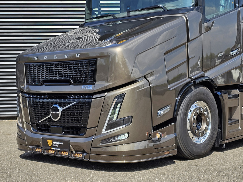 Tracteur routier Volvo VT5 AERO 780 XXL / 6x2 TORPEDO / BOOGIE / SPECIAL / SHOW: photos 7