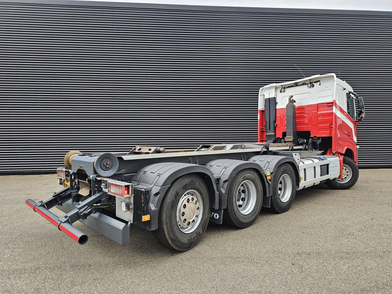 Volvo FH 500 8x4*4 / 30T HOOKLIFT - Camion ampliroll: photos 2 Volvo FH 500 8x4*4 / 30T HOOKLIFT - Camion ampliroll: photos 2