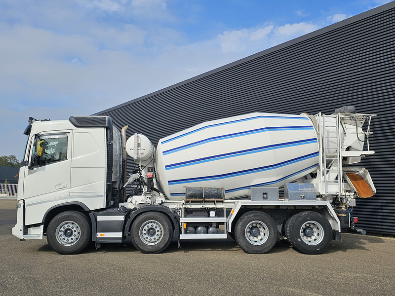 Volvo FH 540 8x4 / BOOGIE LIFT / 10m3 PUTZMEISTER - MIXER / MISCHER - Camion malaxeur: photos 3 Volvo FH 540 8x4 / BOOGIE LIFT / 10m3 PUTZMEISTER - MIXER / MISCHER - Camion malaxeur: photos 3