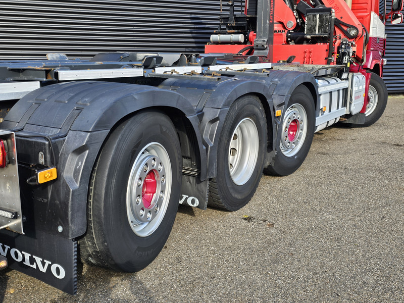 Camion grue Volvo FM 420 8x2 / HIAB HOOKLIFT + 30 t/m CRANE - KRAN: photos 10 Camion grue Volvo FM 420 8x2 / HIAB HOOKLIFT + 30 t/m CRANE - KRAN: photos 10