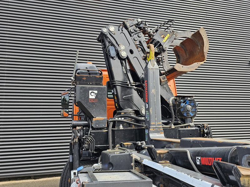 Volvo FMX 460 8x4-4 / HIAB Z CRANE + HOOKLIFT en leasing occasion Volvo FMX 460 8x4-4 / HIAB Z CRANE + HOOKLIFT: photos 9