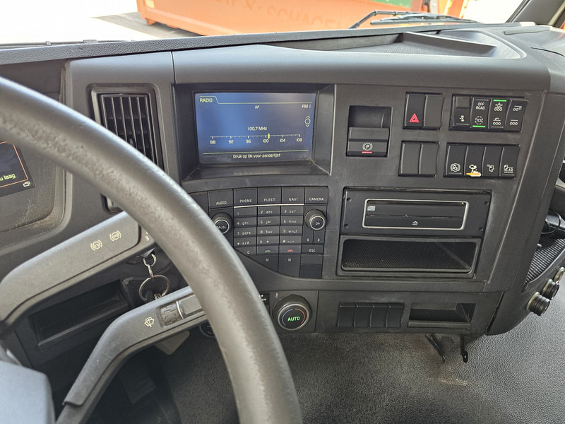 Volvo FMX 460 / 8x4-4 / HMF CRANE + HOOKLIFT / CONTAINER en leasing occasion Volvo FMX 460 / 8x4-4 / HMF CRANE + HOOKLIFT / CONTAINER: photos 15