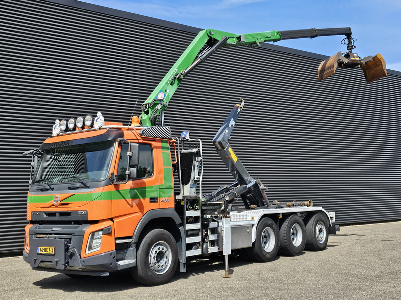 Volvo FMX 460 / 8x4-4 / HMF CRANE + HOOKLIFT / CONTAINER - Camion ampliroll, Camion grue: photos 1 Volvo FMX 460 / 8x4-4 / HMF CRANE + HOOKLIFT / CONTAINER - Camion ampliroll, Camion grue: photos 1