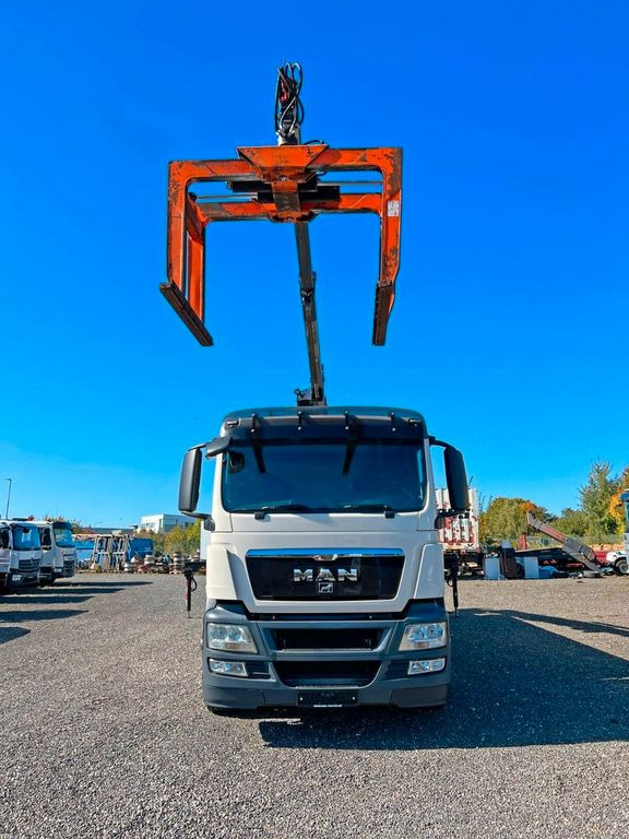 Camion grue, Camion plateau MAN 26.480 6X2 Baustoff mit Kran HIAB Top Zustand: photos 8