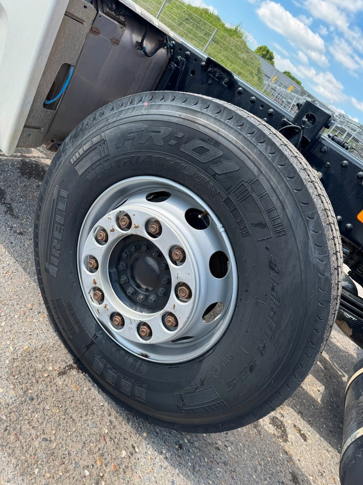 Camion benne MAN 35.470 8X4 Kipperfahrgestell Reifen 12 X NEU Top: photos 11 Camion benne MAN 35.470 8X4 Kipperfahrgestell Reifen 12 X NEU Top: photos 11