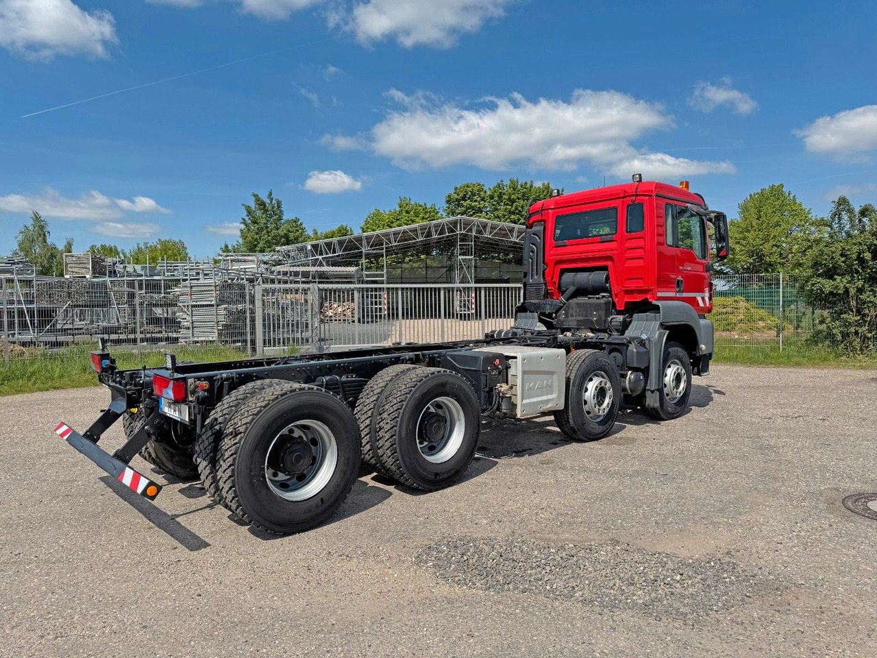 Camion benne MAN 35.470 8X4 Kipperfahrgestell Reifen 12 X NEU Top: photos 19 Camion benne MAN 35.470 8X4 Kipperfahrgestell Reifen 12 X NEU Top: photos 19