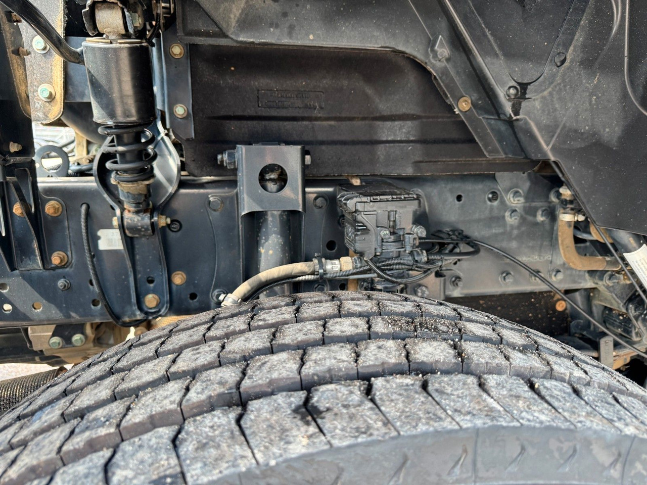 Camion benne MAN 35.470 8X4 Kipperfahrgestell Reifen 12 X NEU Top: photos 16 Camion benne MAN 35.470 8X4 Kipperfahrgestell Reifen 12 X NEU Top: photos 16