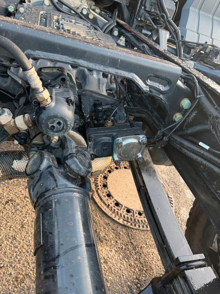 Camion benne MAN 35.470 8X4 Kipperfahrgestell Reifen 12 X NEU Top: photos 6 Camion benne MAN 35.470 8X4 Kipperfahrgestell Reifen 12 X NEU Top: photos 6